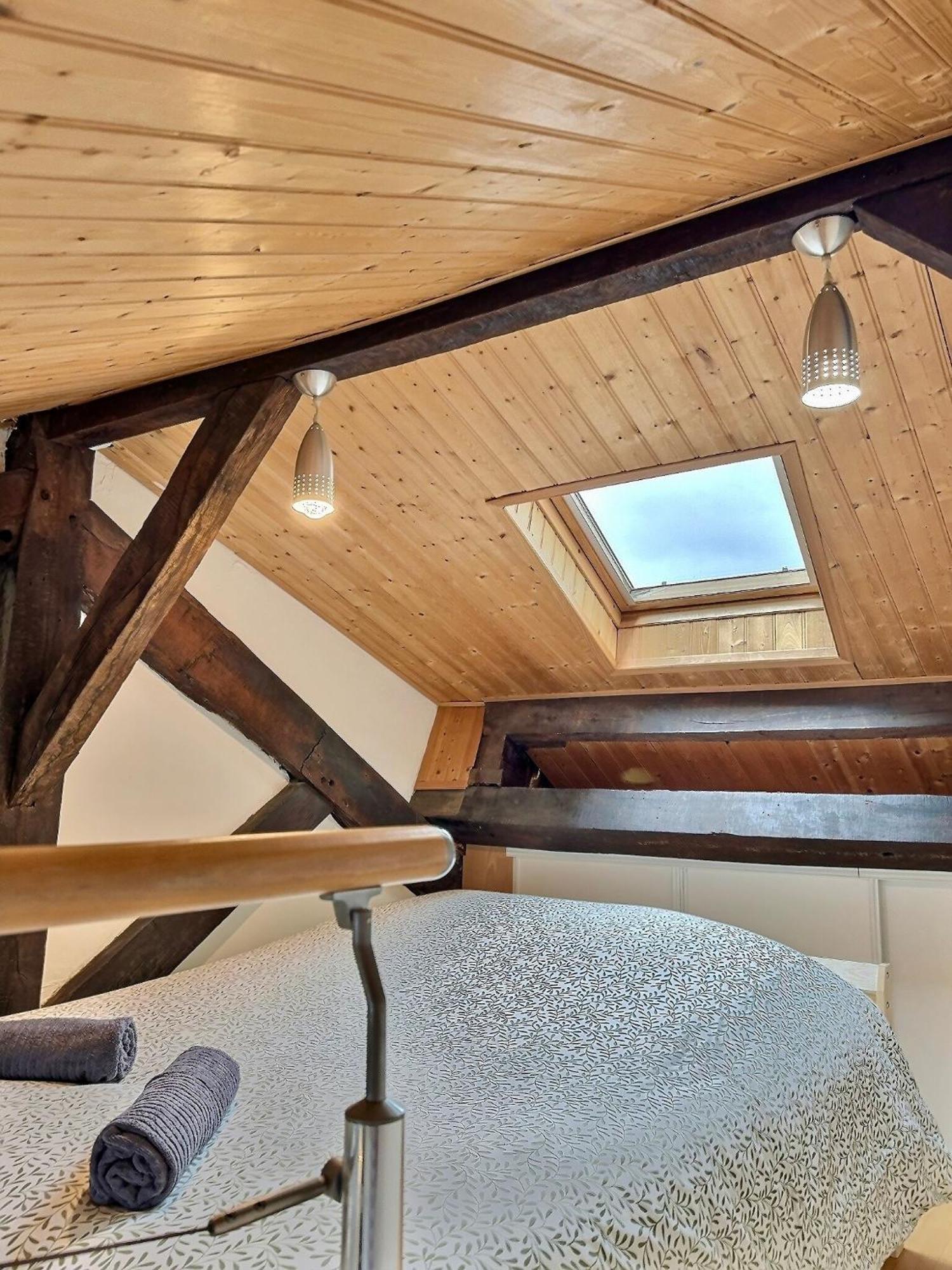 Wonderhost, Spacieux Et Atypique En Coeur De Ville Pau Exteriér fotografie